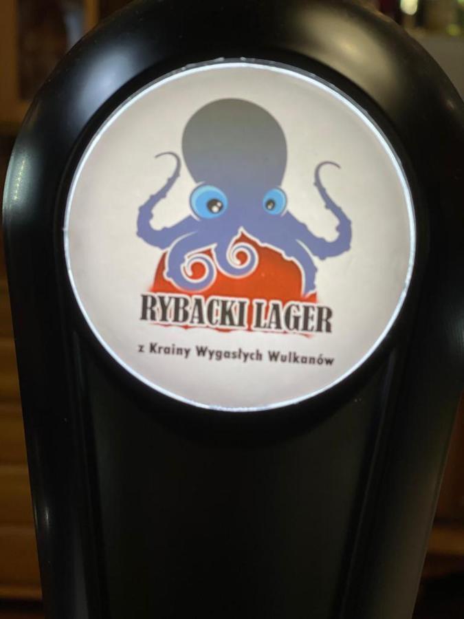 Restauracja I Noclegi Izba Rybacka W Krainie Wygaslych Wulkanow Podgorki Buitenkant foto